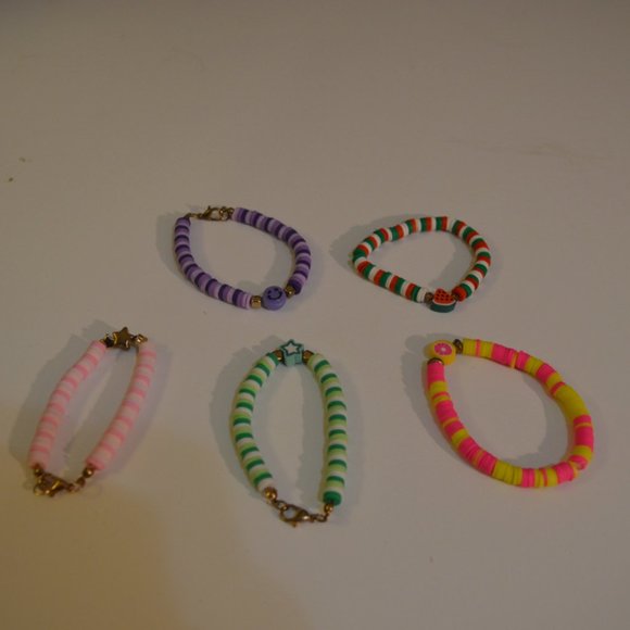 Set of 5 Bracelets Clay/PU Beads Colorful Elastin Fasteners Accents Kids Jewelry - Picture 3 of 5